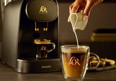 lor l barista withcoffeecup 0640 rgb Updated1 1